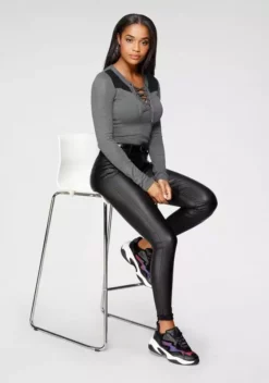 Melrose Strickpullover mit Schnürung und Spitze 11 Melrose Strickpullover mit Schnürung und Spitze -Melrose Verkaufsshop 0daf7c37 c2cc 5f4c 8358 34bc25994f1c