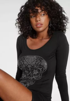 Melrose Maxikleid mit Glitzersteinen in Totenkopf-Optik 13 Melrose Maxikleid mit Glitzersteinen in Totenkopf-Optik -Melrose Verkaufsshop 23465a32 c1ff 5916 ba52 5f6fbfb9ee1f