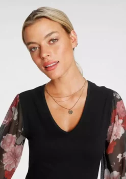 Melrose V-Shirt mit trransparenten, bedruckten Ärmeln Schwarz-weiß-gemustert, Schwarz-geblümt 13 Melrose V-Shirt mit trransparenten, bedruckten Ärmeln Schwarz-weiß-gemustert, Schwarz-geblümt -Melrose Verkaufsshop 4b6028d8 96c9 5f11 b8a1 4e3ad2d3099b