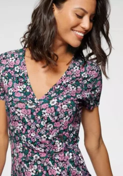 Melrose Jerseykleid mit Zierring 13 Melrose Jerseykleid mit Zierring -Melrose Verkaufsshop 4cf6fcc2 65b8 5cf5 b1fe 5a692c0ce689