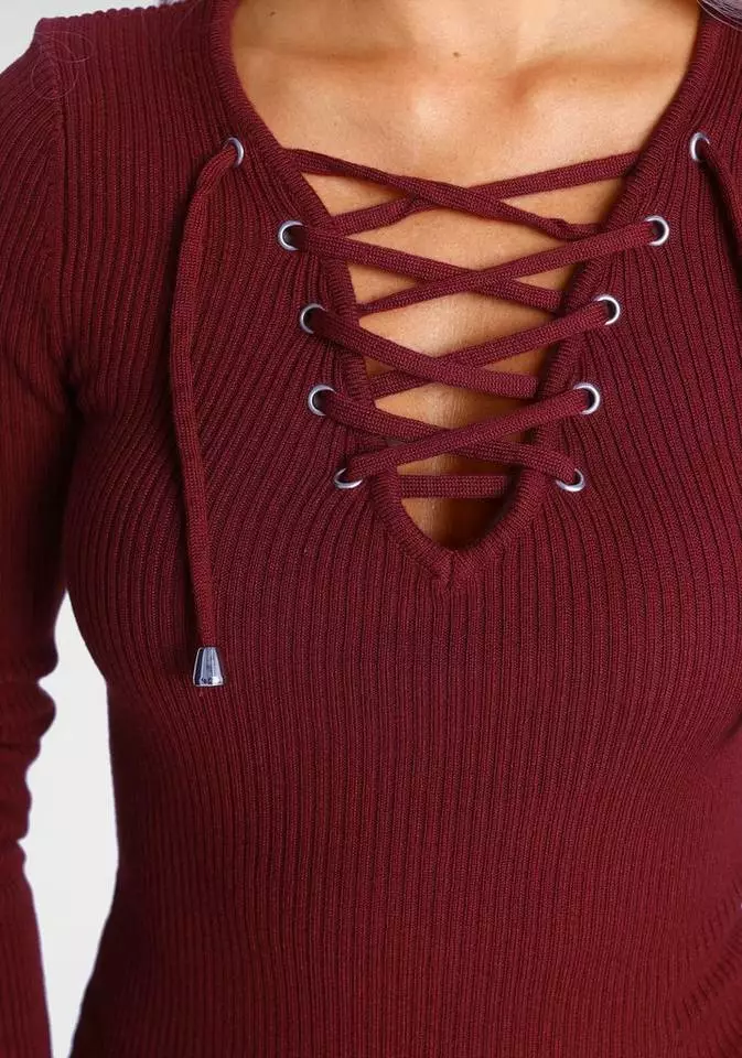 Melrose V-Ausschnitt-Pullover mit Schnürung 6 Melrose V-Ausschnitt-Pullover mit Schnürung – Bild 4