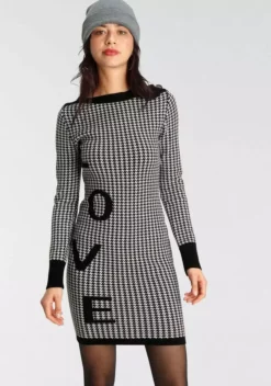 Melrose Strickkleid »Hahnentritt« aus kuscheligem Jacquard - NEUE KOLLEKTION 11 Melrose Strickkleid »Hahnentritt« aus kuscheligem Jacquard - NEUE KOLLEKTION -Melrose Verkaufsshop 66ea7a36 1835 54f2 aae3 947f36cbe8e8