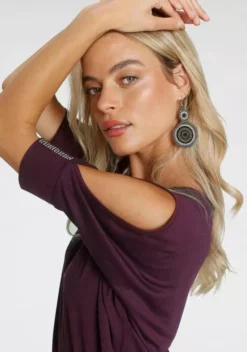 Melrose Longshirt mit Glitzersteinen 12 Melrose Longshirt mit Glitzersteinen -Melrose Verkaufsshop 6c4db662 a054 5a6c b526 f19097fe205d