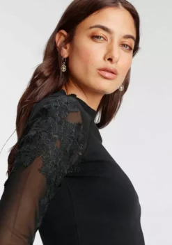 Melrose Stehkragenpullover mit Mesh und Blumen-Appliaktion - NEUE KOLEKTION 12 Melrose Stehkragenpullover mit Mesh und Blumen-Appliaktion - NEUE KOLEKTION -Melrose Verkaufsshop 6e4d9be6 0bd4 53bd 8827 74c4fffe6ada