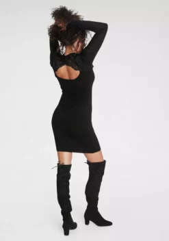 Melrose Strickkleid mit Spitze am Rücken 19 Melrose Strickkleid mit Spitze am Rücken -Melrose Verkaufsshop 7443202b 98ed 5549 a097 45e3056d1a99