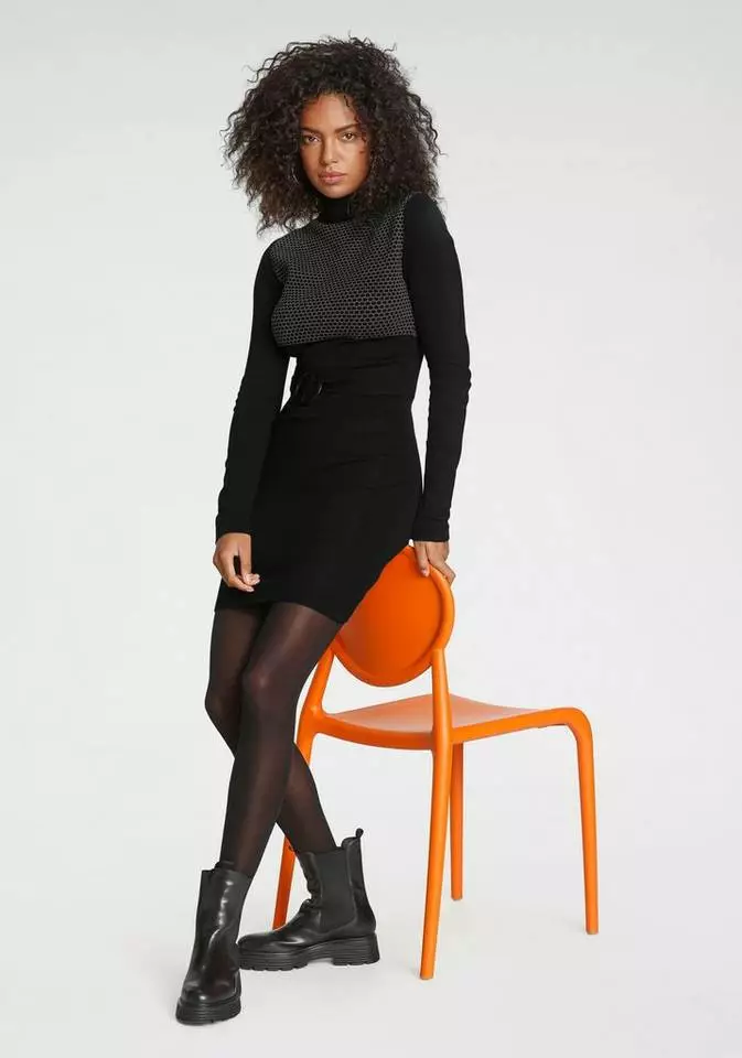 Melrose Strickkleid mit Ziergürtel - NEUE KOLLEKTION 7 Melrose Strickkleid mit Ziergürtel - NEUE KOLLEKTION – Bild 5