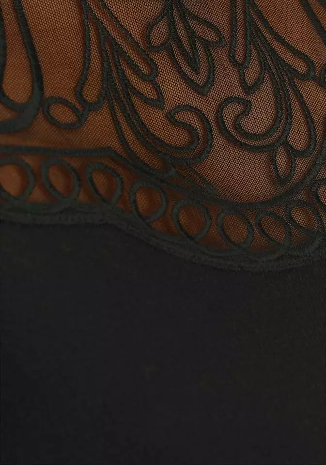 Melrose Strickkleid mit Spitzen-Applikation - NEUE KOLLEKTION 7 Melrose Strickkleid mit Spitzen-Applikation - NEUE KOLLEKTION – Bild 5