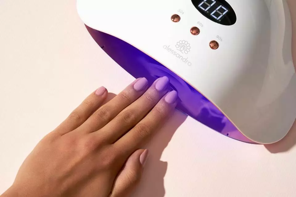 alessandro international UV-Nagellack-Set »STRIPLAC PEEL OR SOAK STANDARD STARTER KIT -VEGAN«, 9-tlg. 5 alessandro international UV-Nagellack-Set »STRIPLAC PEEL OR SOAK STANDARD STARTER KIT -VEGAN«, 9-tlg. – Bild 3