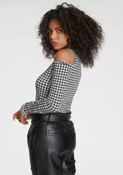 Melrose V-Shirt mit Schulter Cut-Out 11 Melrose V-Shirt mit Schulter Cut-Out -Melrose Verkaufsshop 7e2b24f3 5343 512c 87fe 89a362634e7d