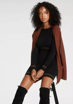 Melrose Strickkleid mit Streifen aus Glanzgarn 17 Melrose Strickkleid mit Streifen aus Glanzgarn -Melrose Verkaufsshop 8367846f 8730 5ca3 a23d 106760bb4882