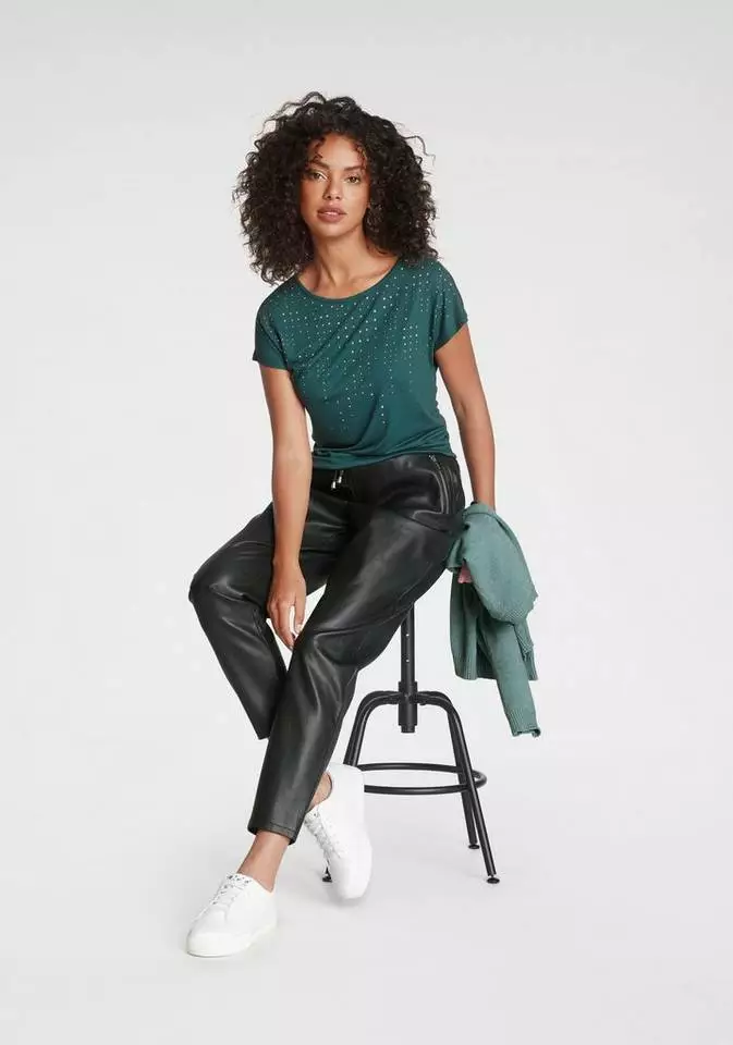 Melrose Fledermausshirt mit Ziernieten 7 Melrose Fledermausshirt mit Ziernieten – Bild 5