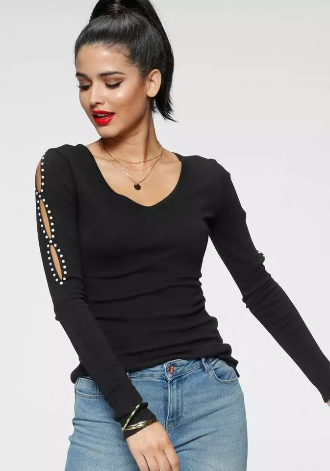 Melrose V-Ausschnitt-Pullover mit Cut-Outs und Perlen Details 3 Melrose V-Ausschnitt-Pullover mit Cut-Outs und Perlen Details