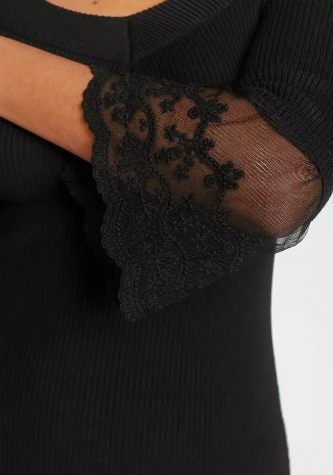 Melrose Strickkleid mit Volant aus Spitze 6 Melrose Strickkleid mit Volant aus Spitze – Bild 4