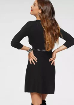 Melrose Strickkleid mit ausgestelltem Rock und Ziernieten 9 Melrose Strickkleid mit ausgestelltem Rock und Ziernieten -Melrose Verkaufsshop b738272a 8dac 58f3 a4f9 78f0e53a717f