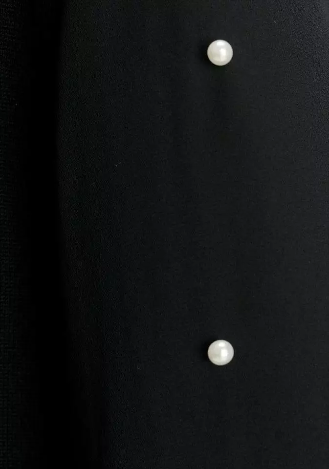 Melrose Rundhalspullover mit Chiffon-Ärmeln und Zierperlen - NEUE KOLLEKTION 8 Melrose Rundhalspullover mit Chiffon-Ärmeln und Zierperlen - NEUE KOLLEKTION – Bild 6