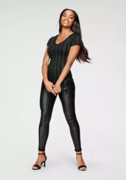 Melrose V-Shirt mit Glitzersteinen 11 Melrose V-Shirt mit Glitzersteinen -Melrose Verkaufsshop c354f462 2b11 5ff9 8f1b 28e9e967fafa