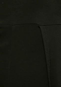 Melrose Overall mit angesetztem Rock im 2in1 Look 18 Melrose Overall mit angesetztem Rock im 2in1 Look -Melrose Verkaufsshop e9c3686d 3d9f 55d9 82a4 1e9eceb40a22