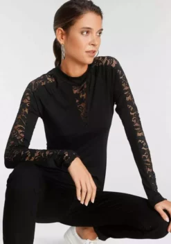 Melrose Spitzenshirt mit Spitzen-Details - NEUE KOLLEKTION